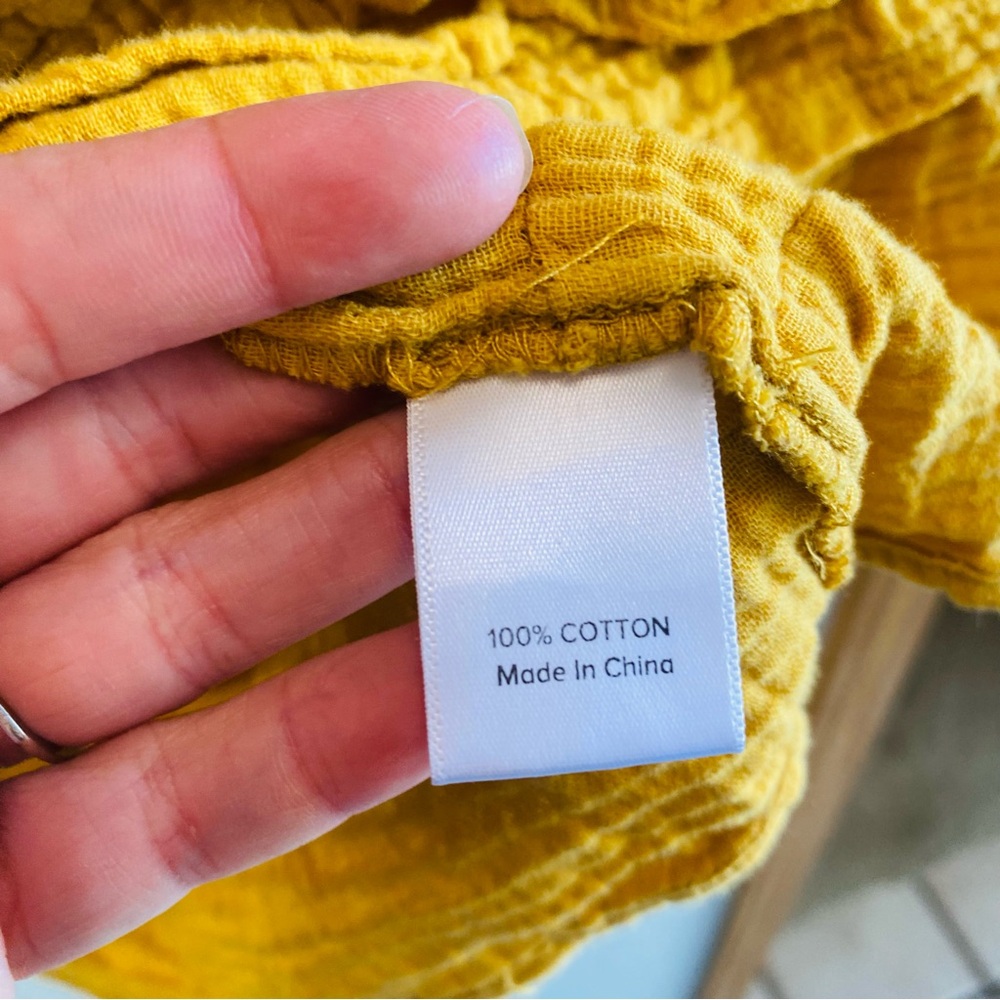 Evereve Roan + Ryan Yellow off Shoulder Top Mira Pleated Blouse Gold Small - Picture 4 of 4